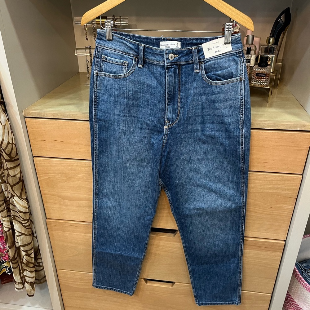 Abercrombie & Fitch Women's Blue Straight Leg Jeans